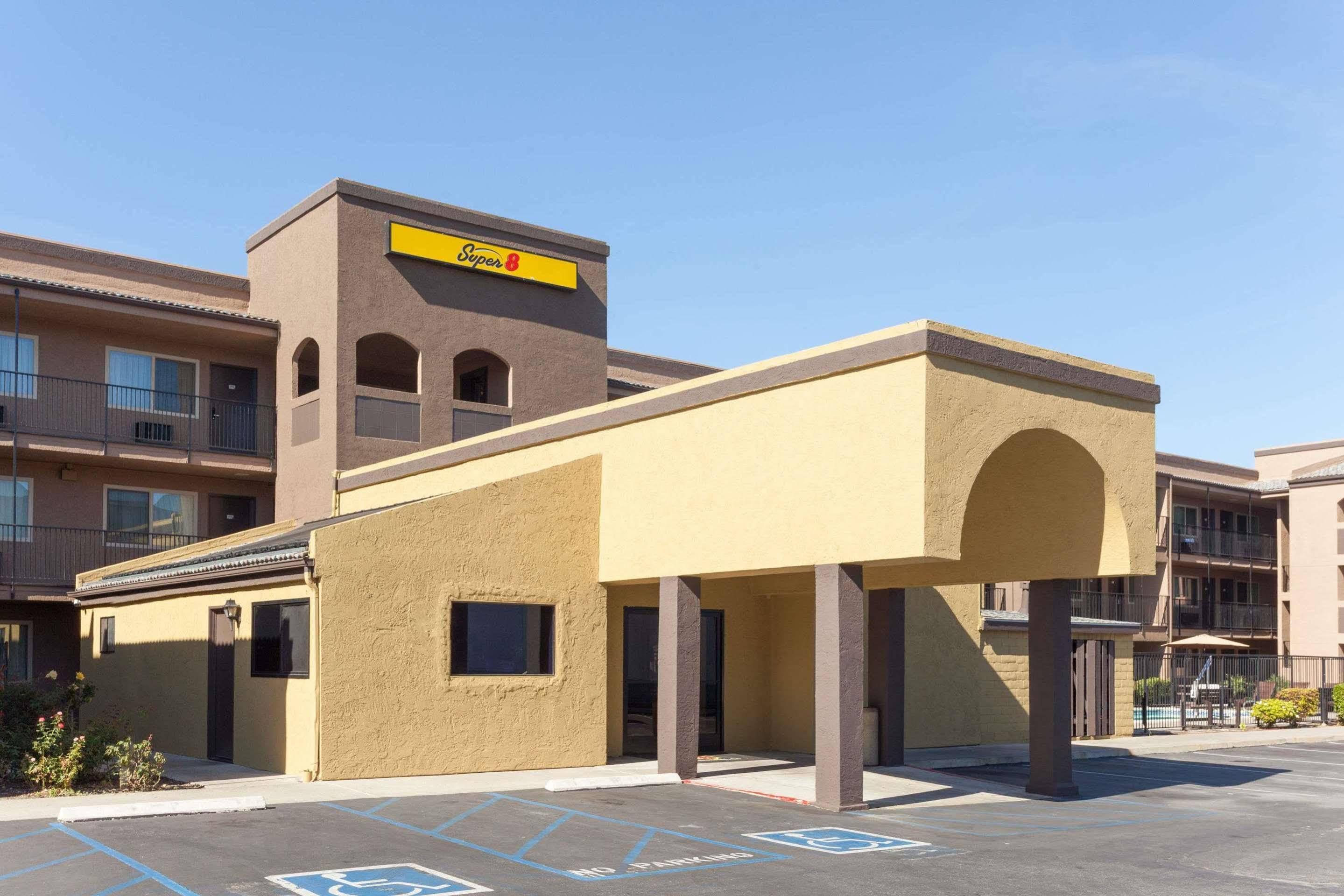 Hotel Hidden Valley Escondido Exterior foto